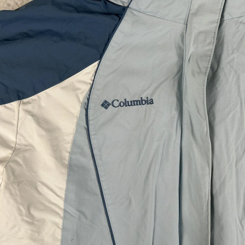 Columbia brand sportswear